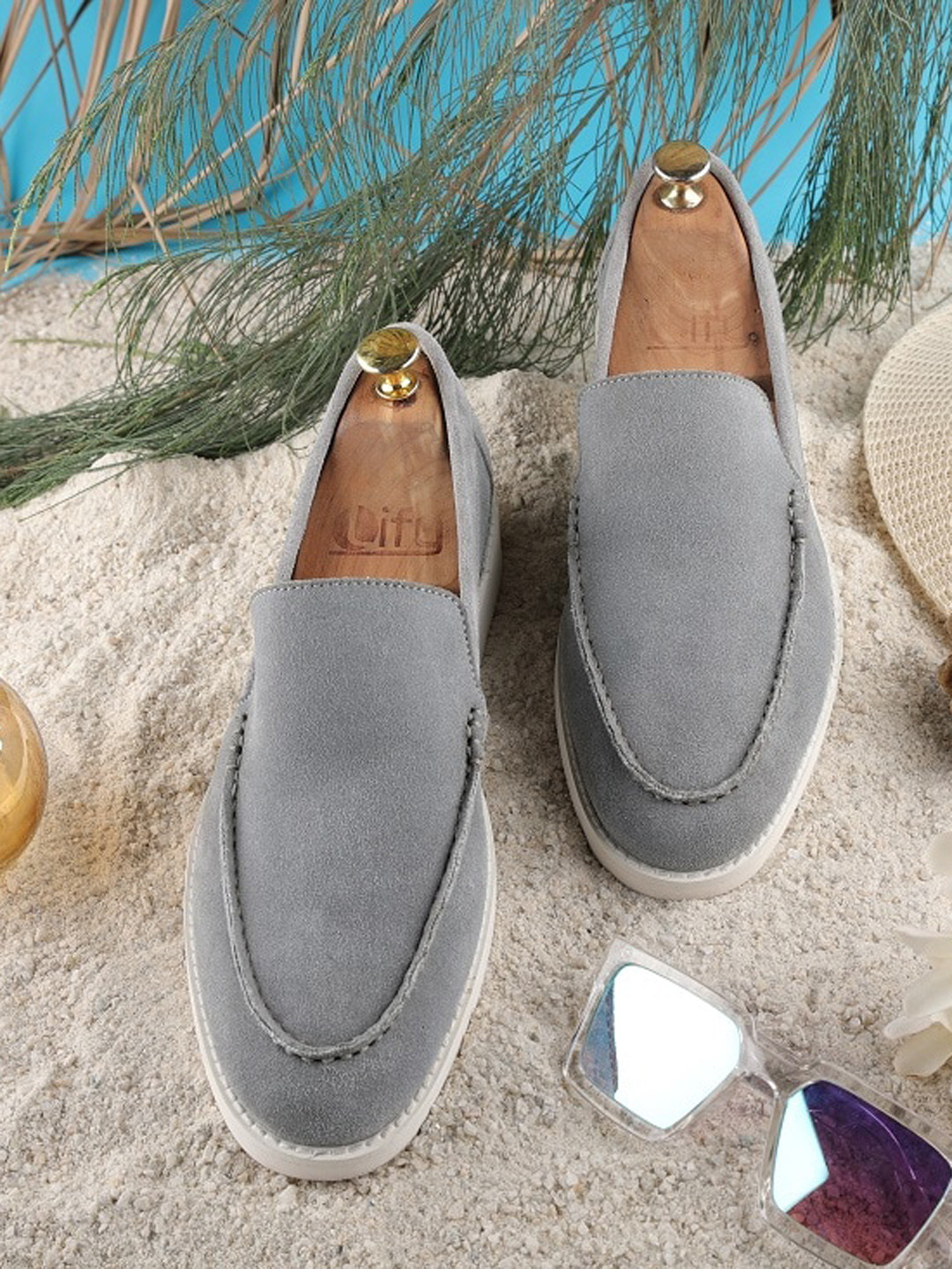 

GRIFFIN Men Suede Comfort Insole Contrast Sole Loafers, Grey
