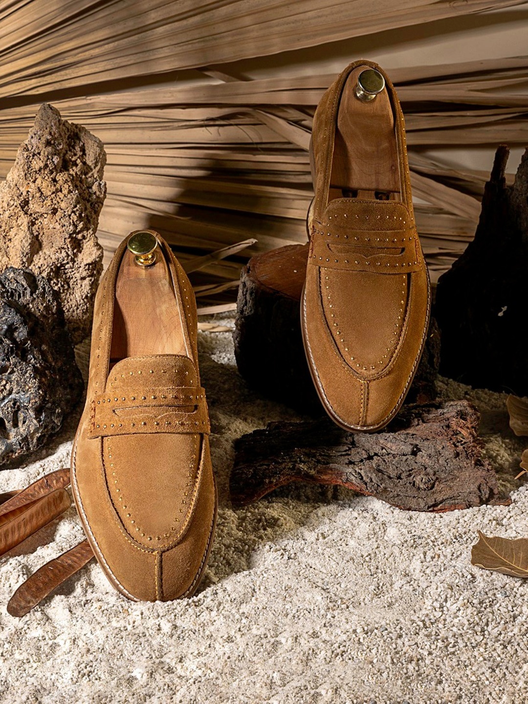 

GRIFFIN Men Embellished Latex Lined Suede Comfort Insole Party Penny Loafers, Tan