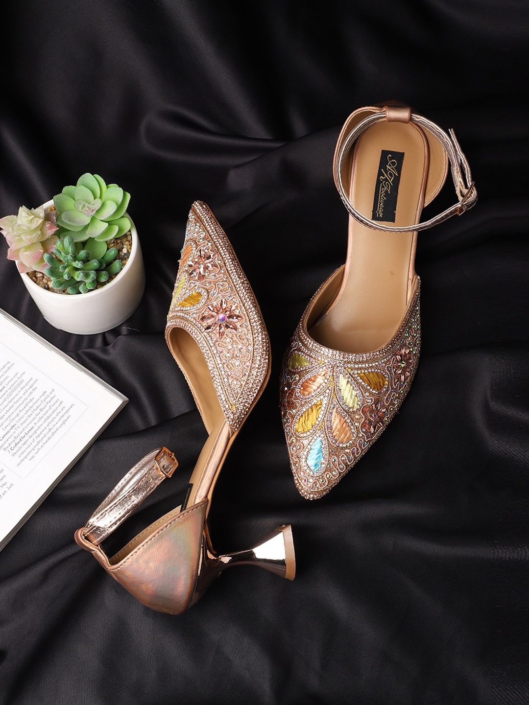 

AZ Footwear Embellished Kitten Heel Pumps, Rose gold