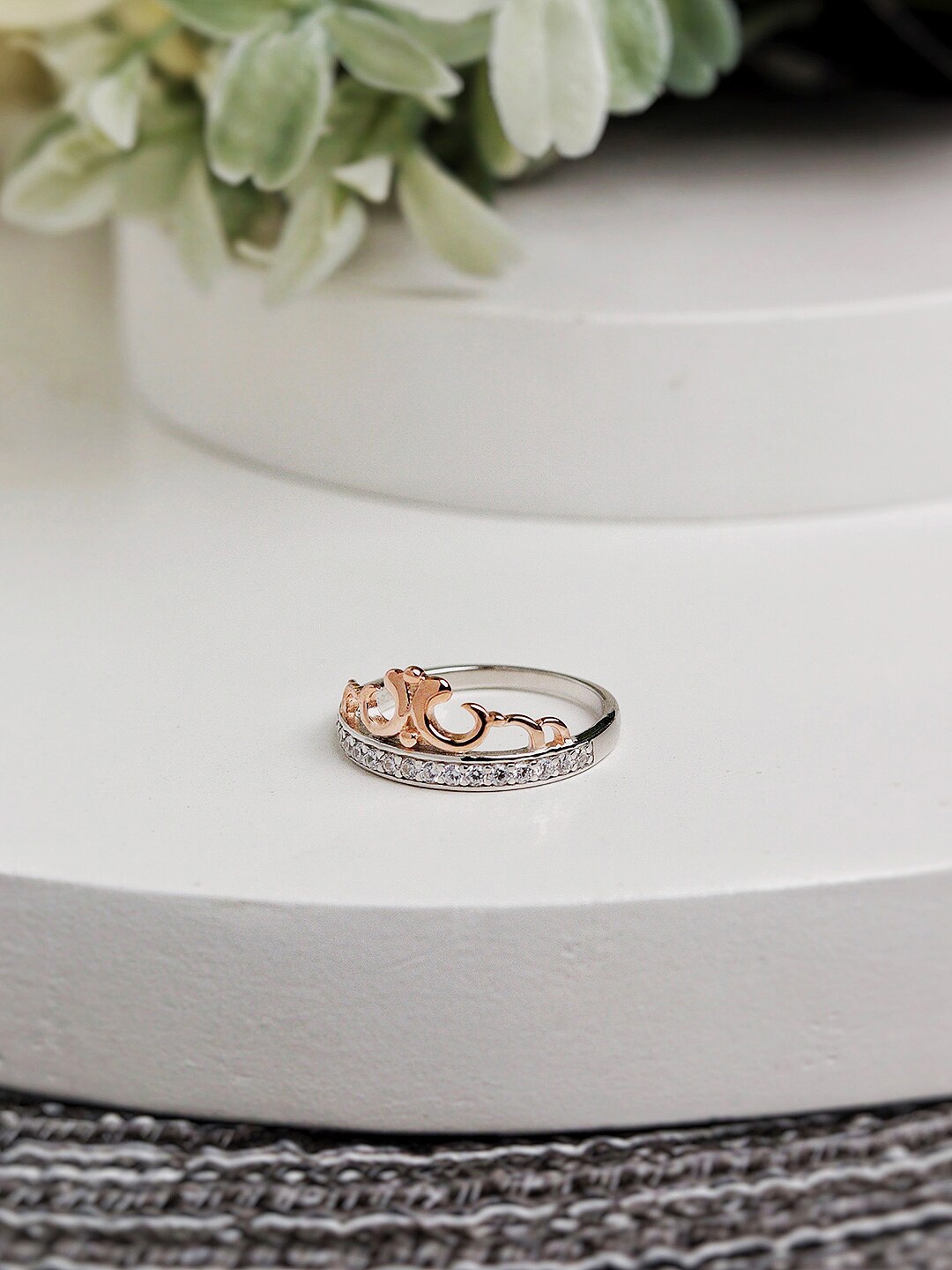 

CURIO COTTAGE 92.5% Pure Silver Rhodium-Plated Cubic Zirconia Studded Finger Ring