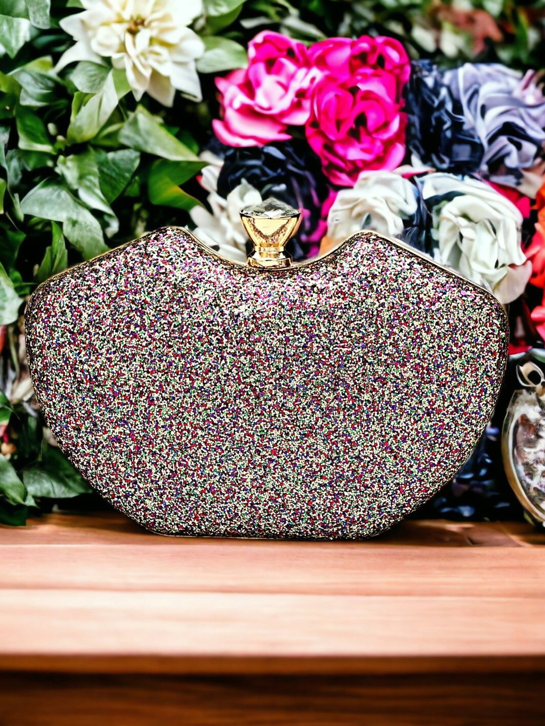 

Toobacraft Embellished Box Clutch, Gold