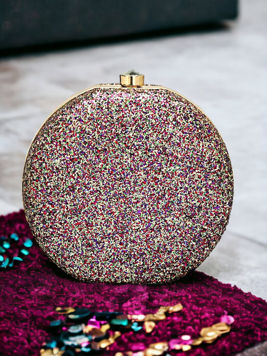

Toobacraft Embellished Box Clutch, Green