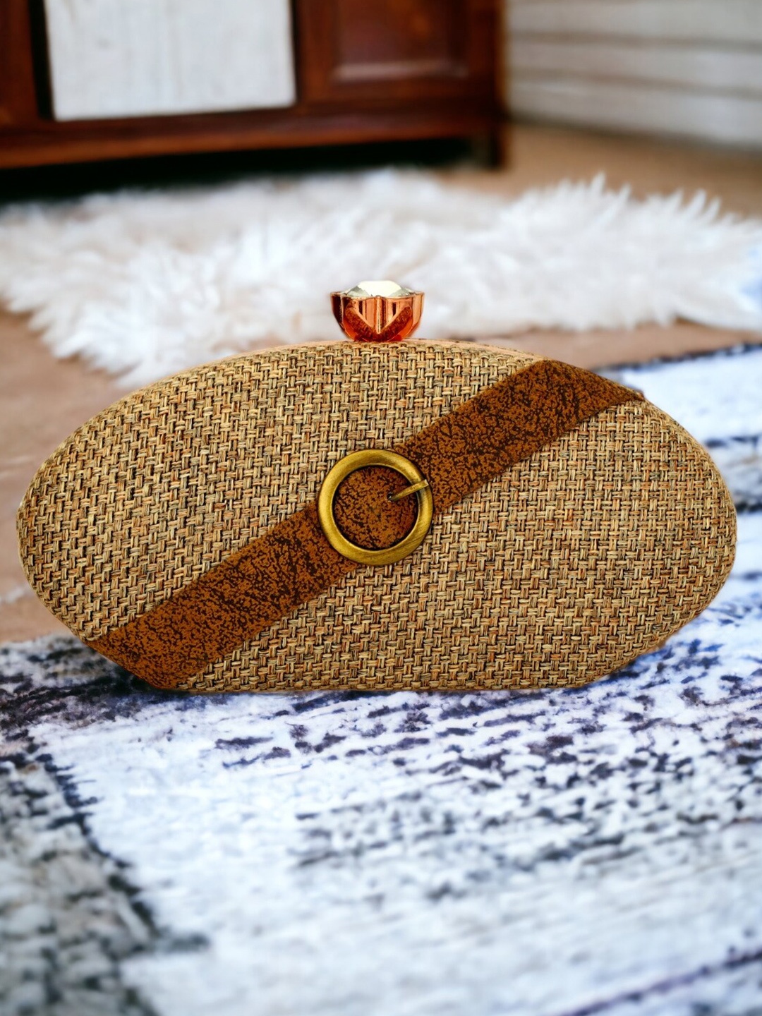 

Toobacraft Embellished Box Clutch, Gold
