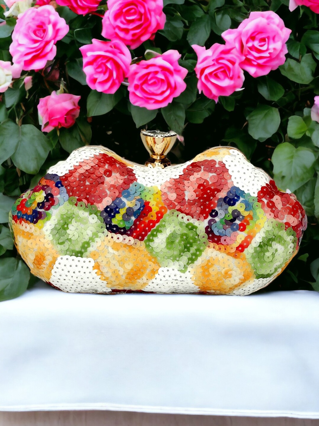 

Toobacraft White & Green Embellished Box Clutch