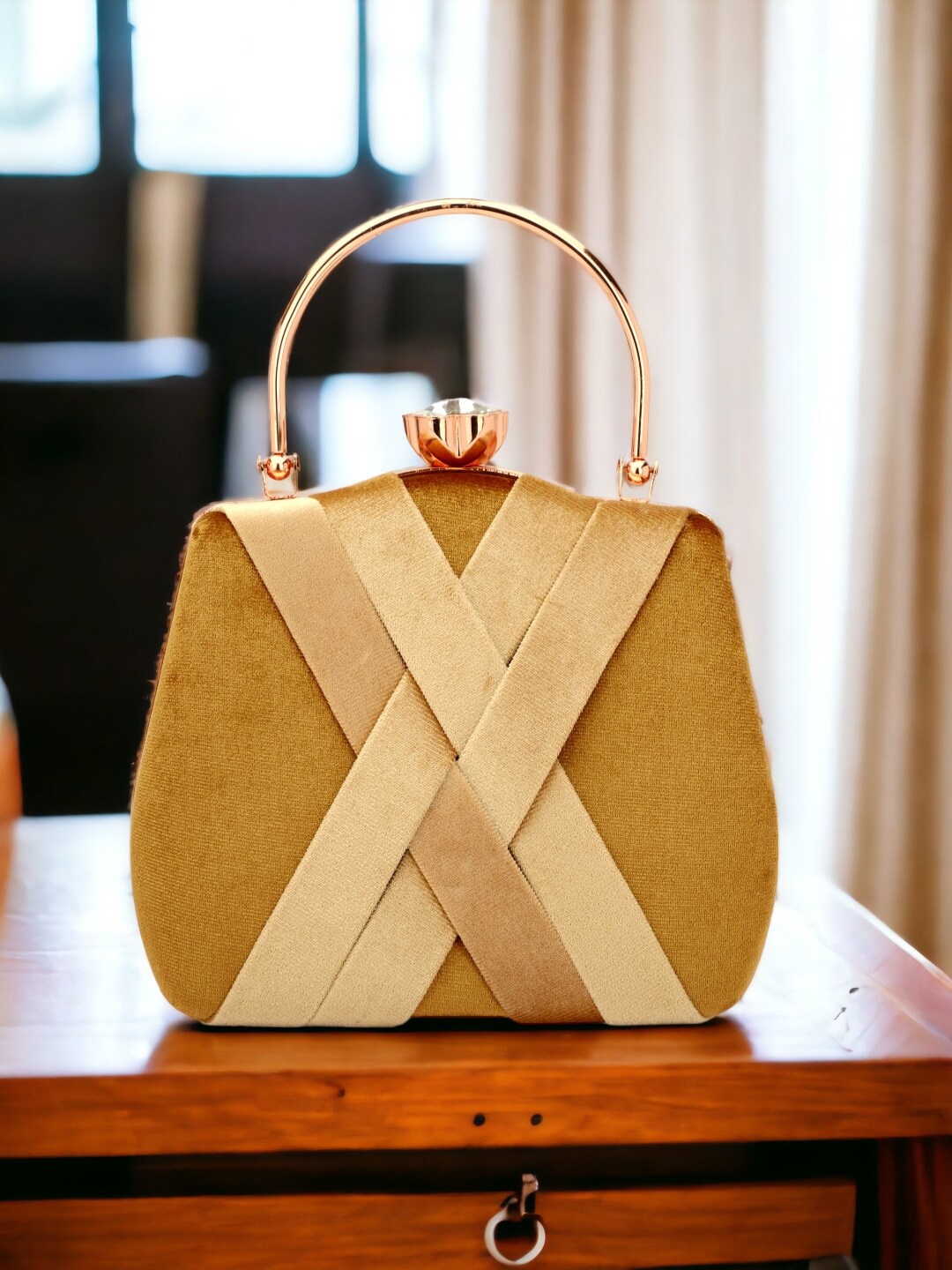 

Toobacraft Textured Box Clutch With Shoulder Strap, Beige