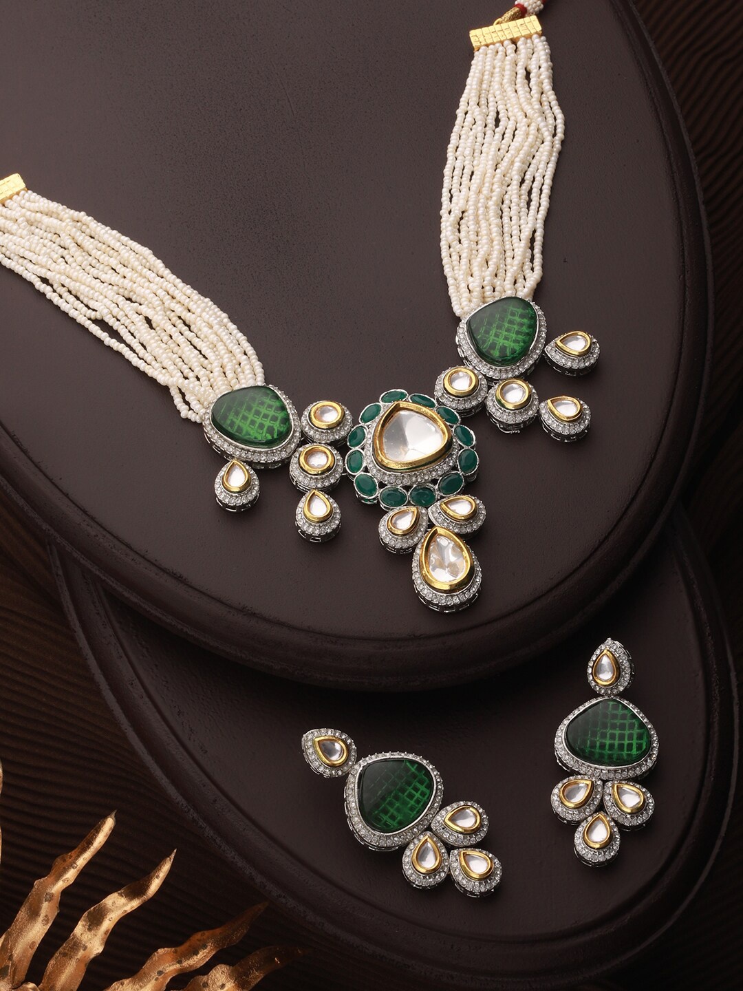 

Priyaasi Silver-Plated Kundan Studded Necklace and Earrings