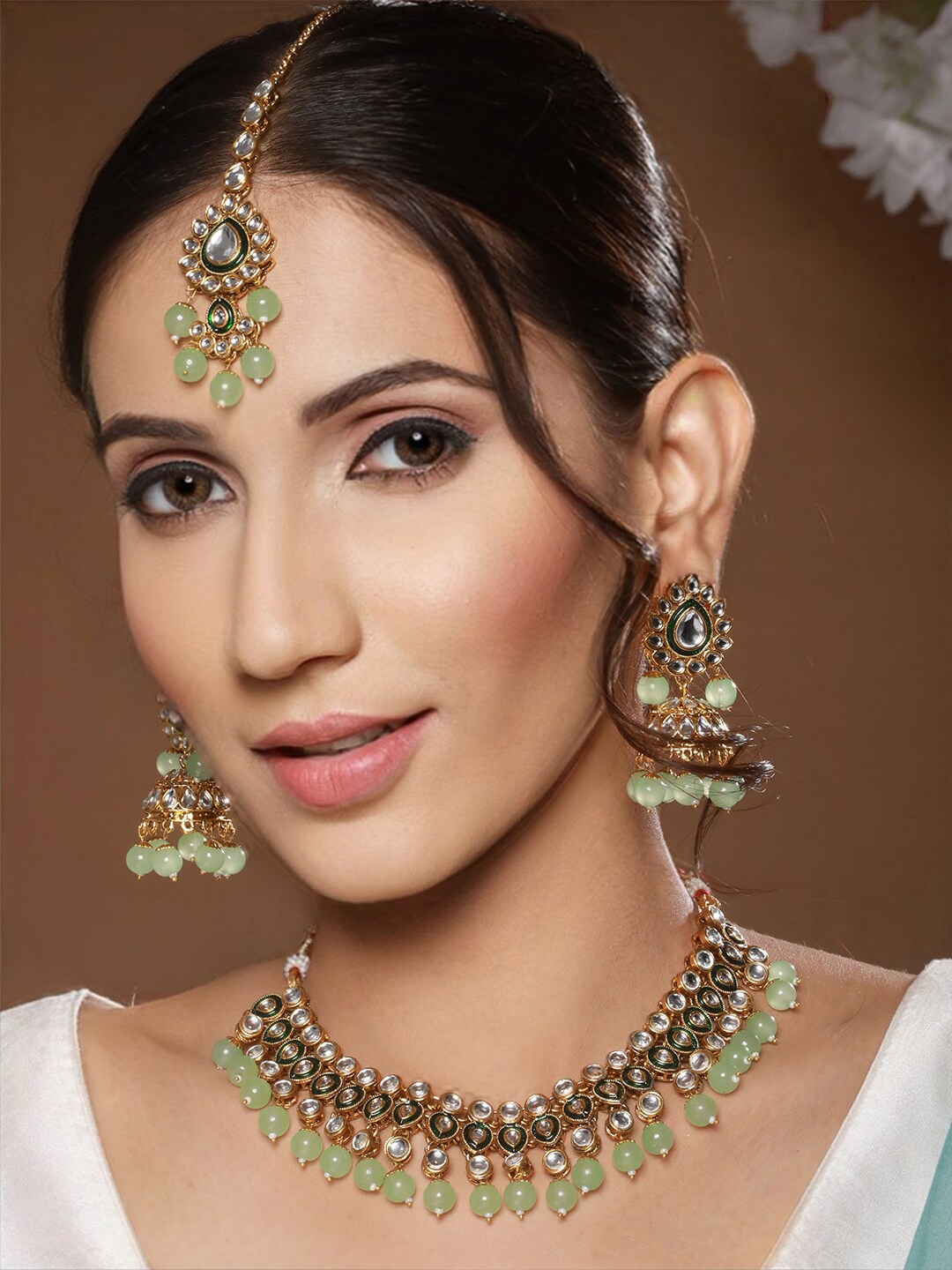 

Priyaasi Gold-Plated Kundan-Studded & Beaded Necklace and Earrings