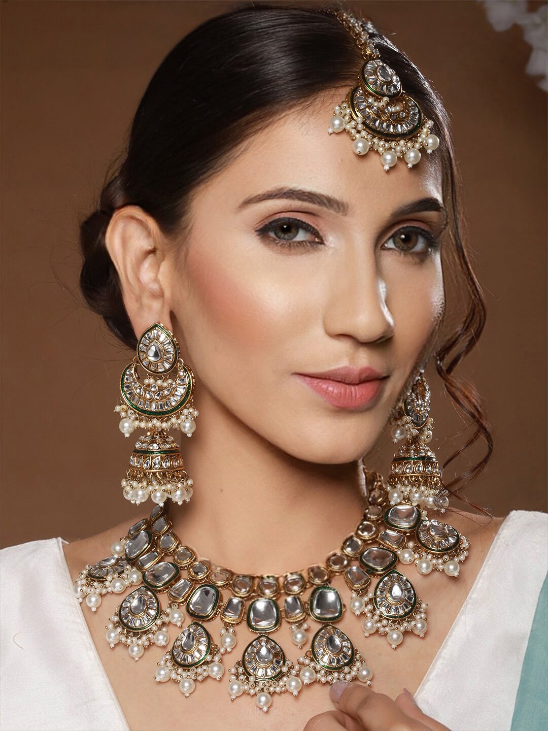 

Priyaasi Gold-Plated Kundan-Studded & Beaded Necklace and Earrings