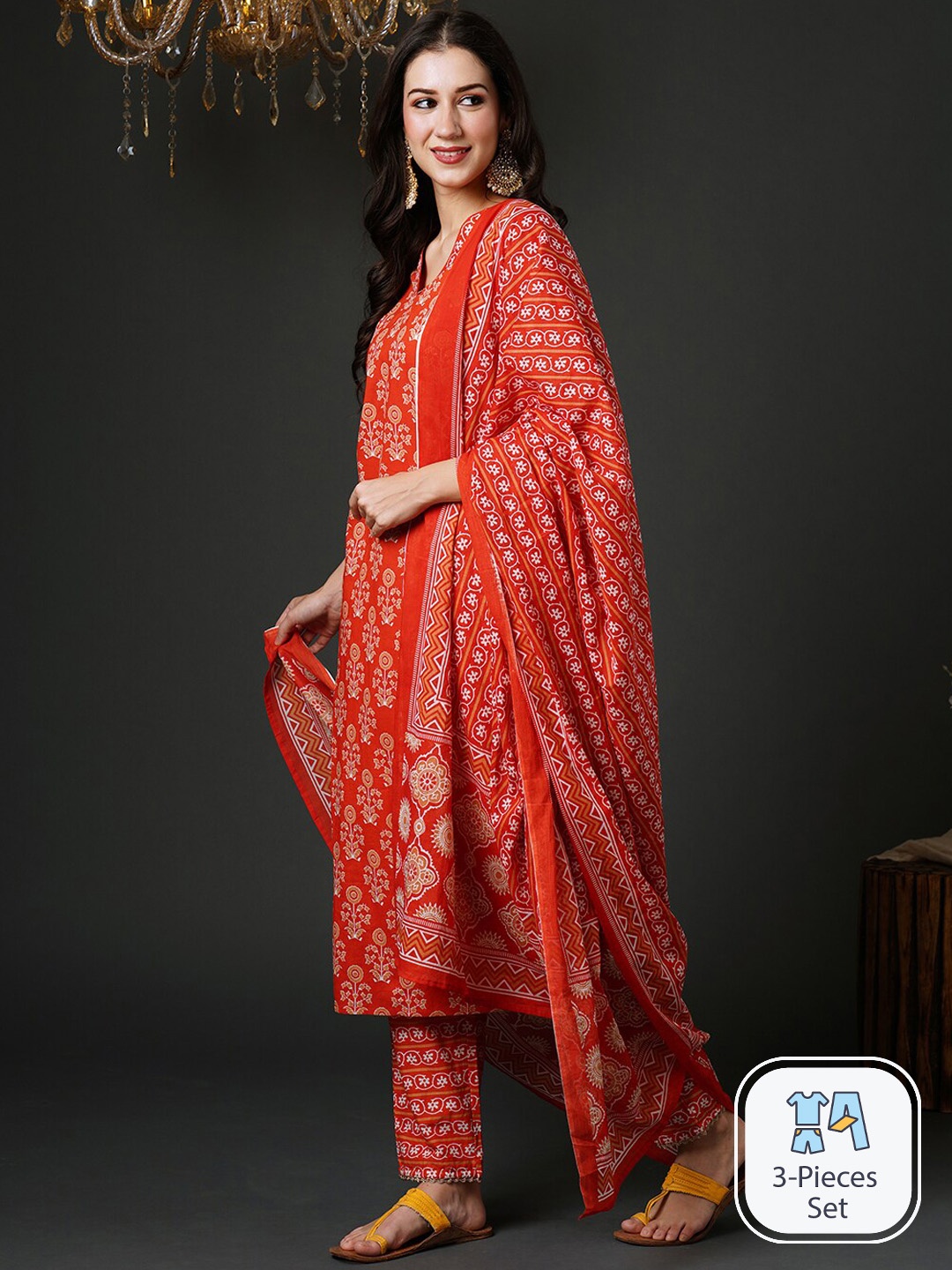 

Indo Era Floral Printed Pure Cotton Kurta & Trousers With Dupatta, Red