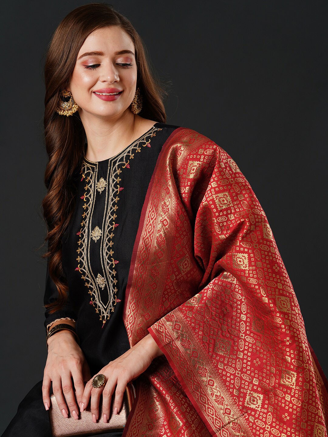 

Indo Era Ethnic Motifs Yoke Design Zari Kurta & Trousers With Dupatta, Black