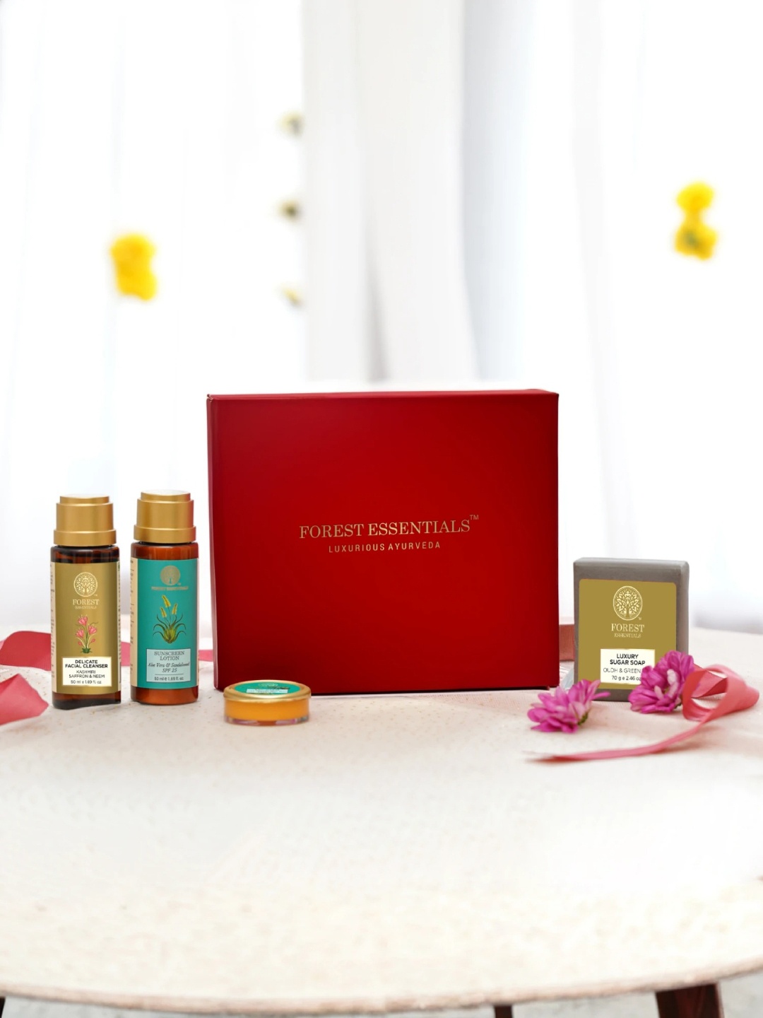 

Forest Essentials Mini Delights 4-pc Gift Box, Multi