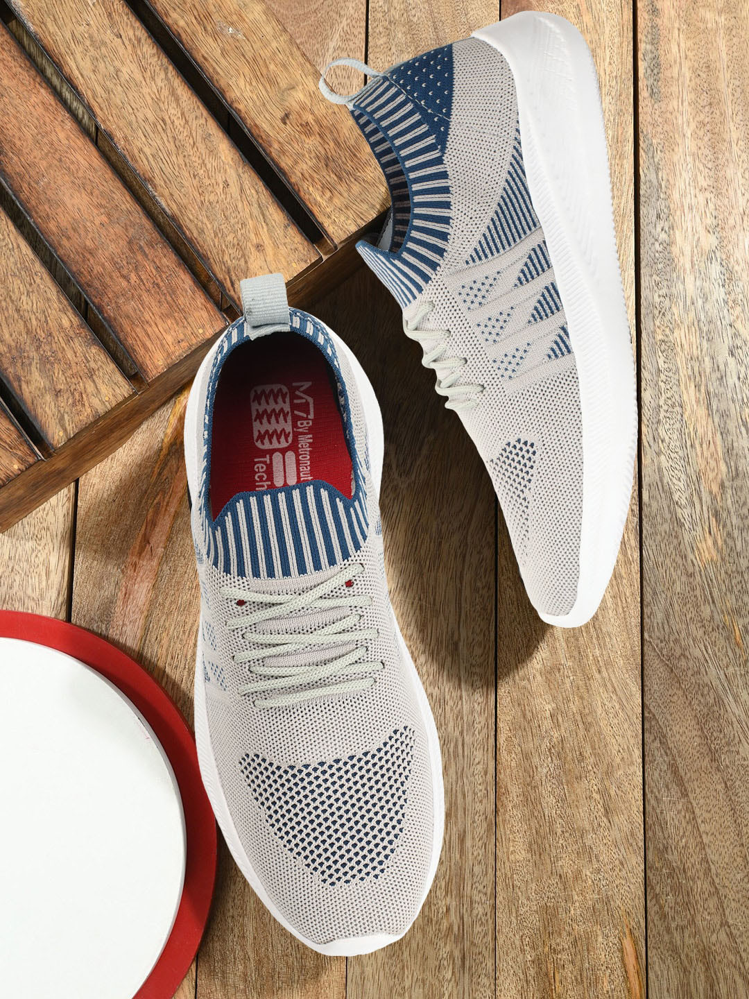 

M7 by Metronaut Men Premier Textured Lightweight Slip-On Sneakers, Grey