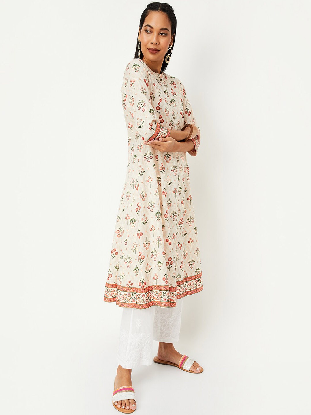 

max Floral Printed Cotton Kurta, Beige