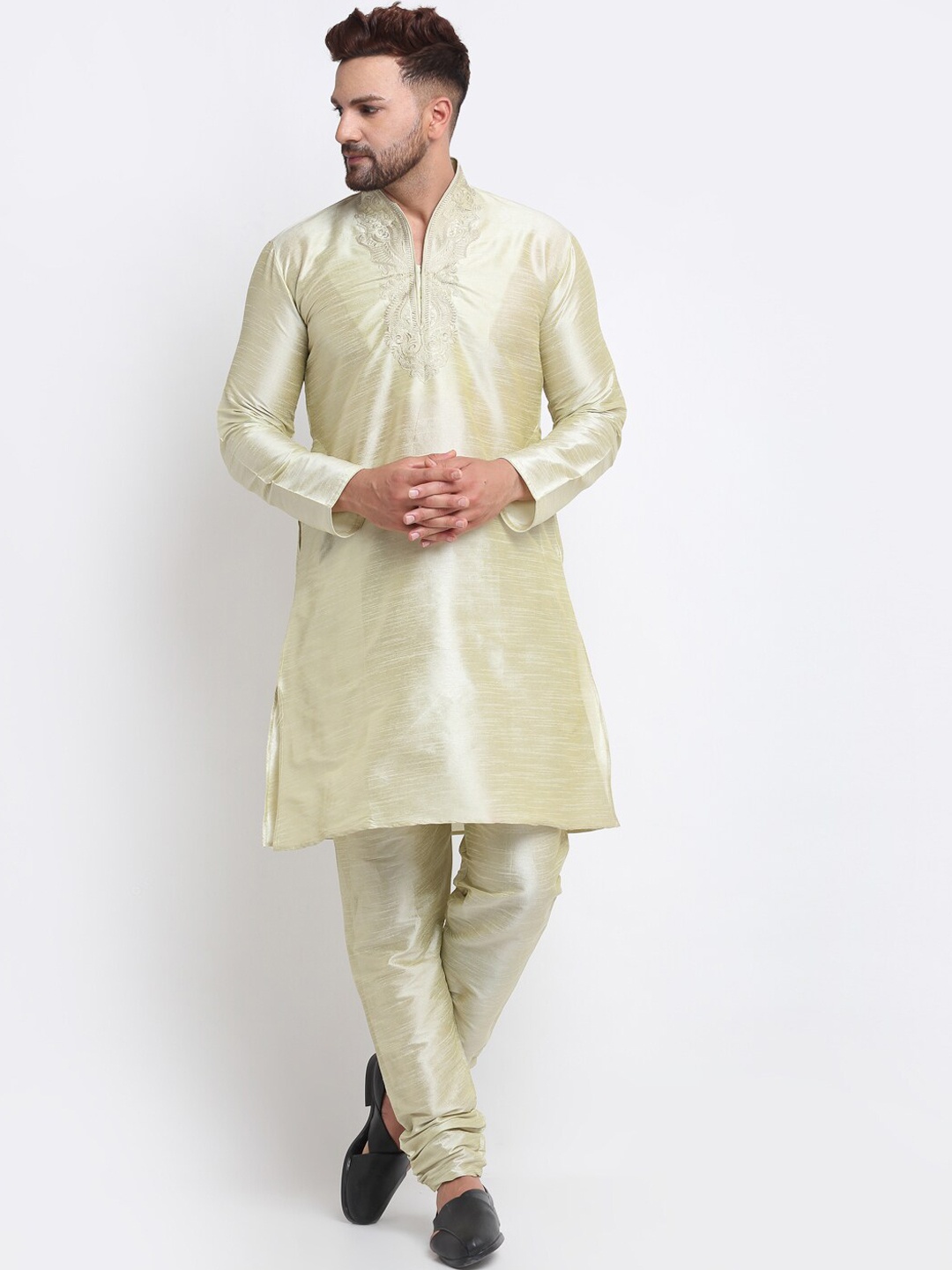 

Armaan Ethnic Mandarin Collar Ethnic Motifs Yoke Design Thread Work Kurta with Churidar, Sea green