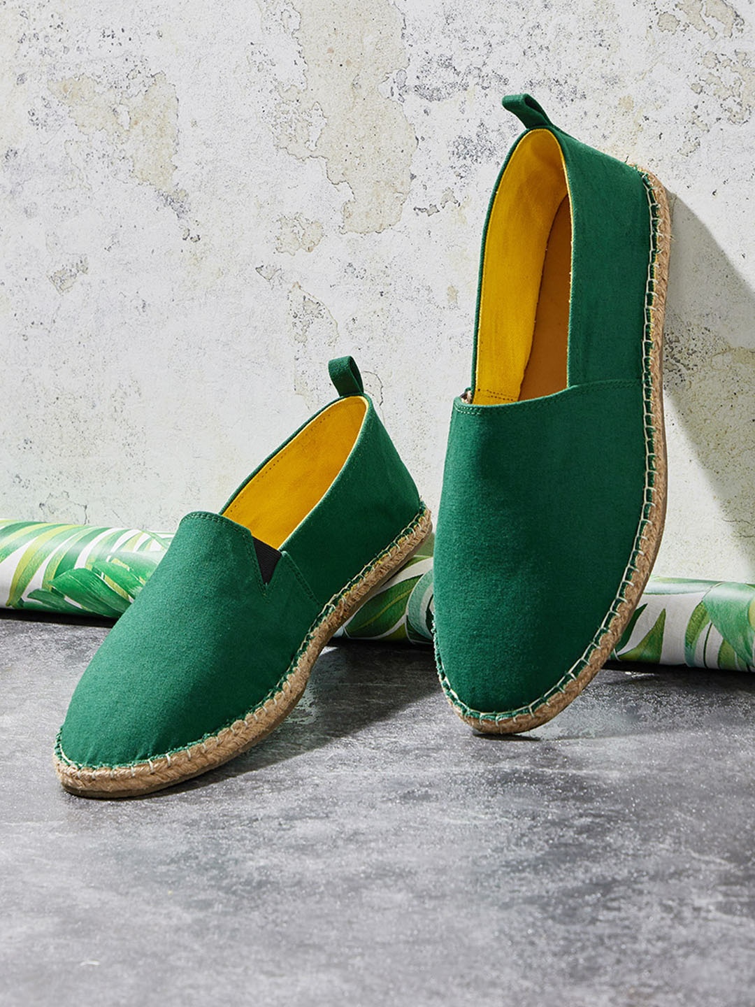 

Styli Men Textured Canvas Comfort Insole Basics Espadrilles, Green