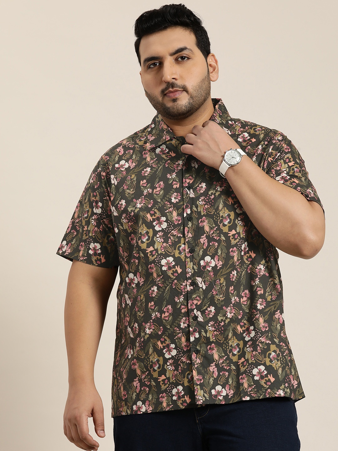 

Sztori Men Plus Size Original Floral Printed Casual Shirt, Black