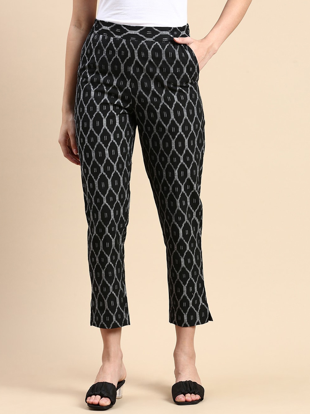 

De Moza Women Printed High-Rise Cotton Cigarette Trousers, Black