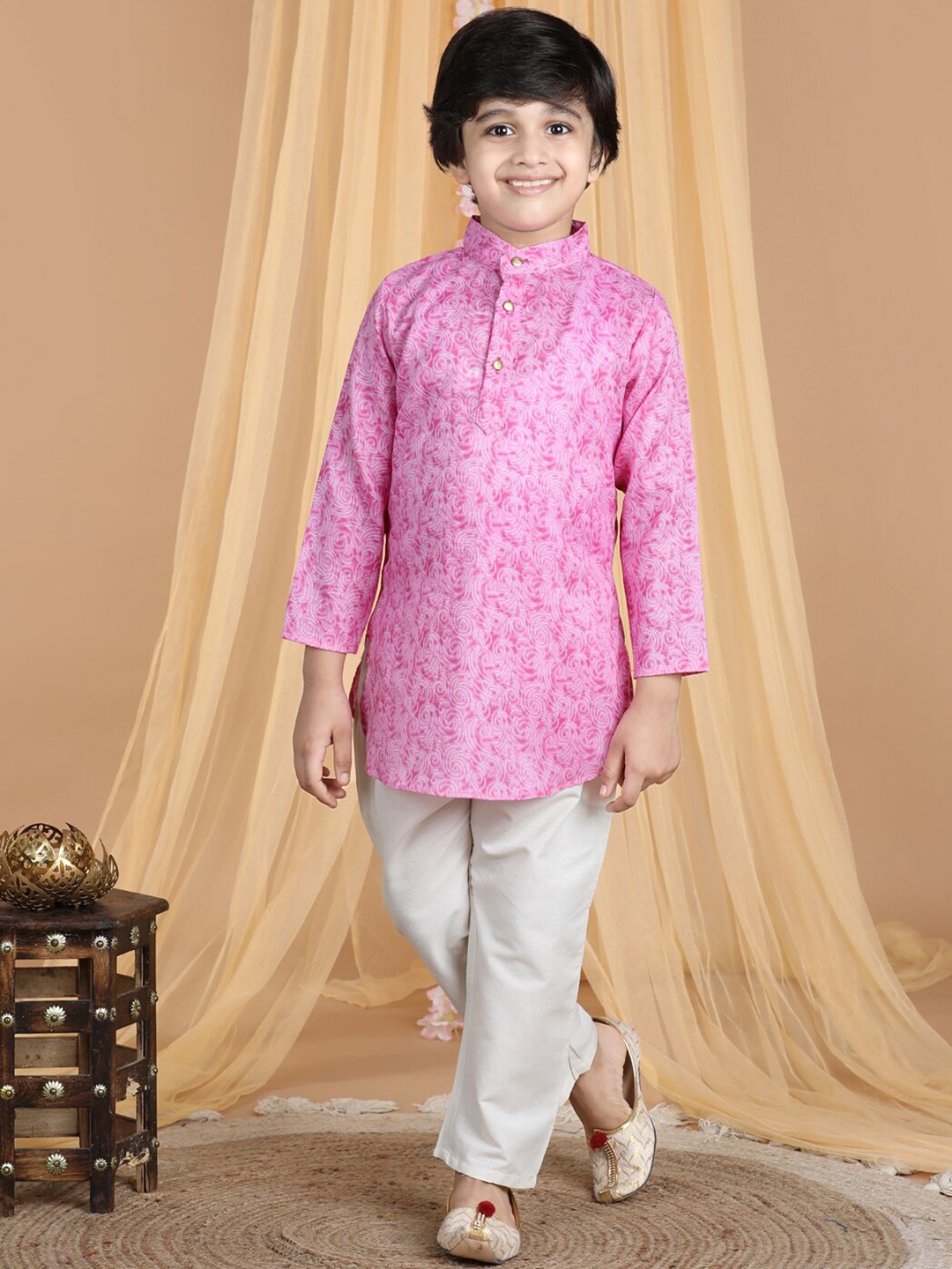 

Cutiekins Boys Ethnic Motifs Printed Regular Kurta with Pyjamas, Pink