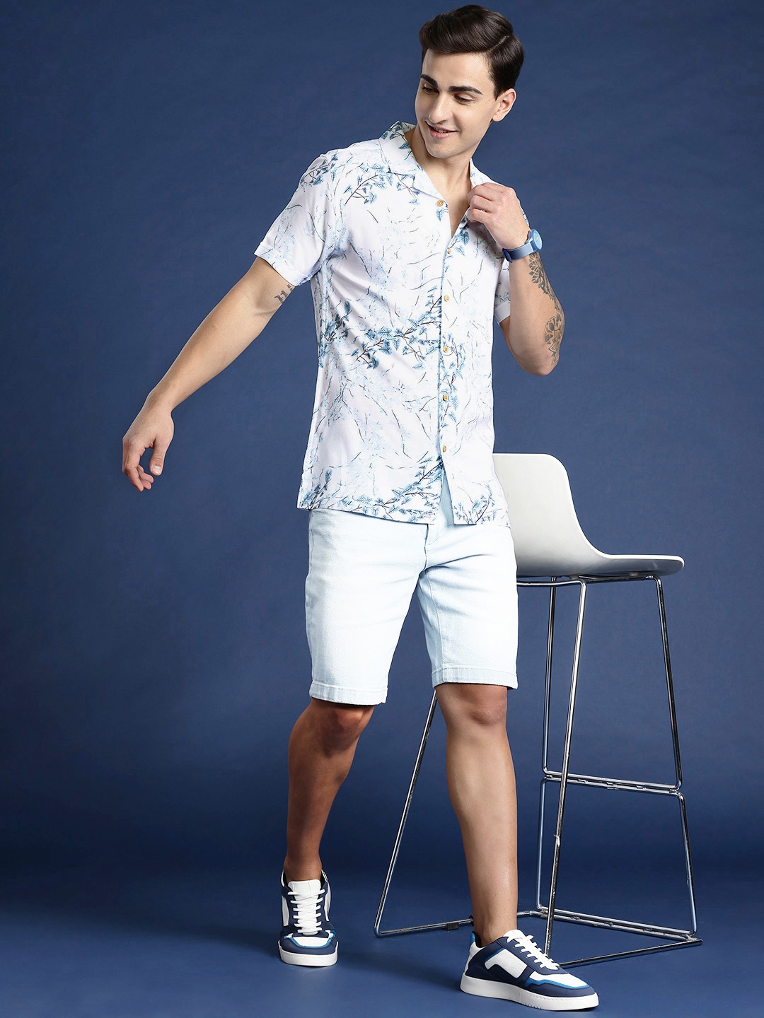 

Mast & Harbour Men Standard Floral Opaque Printed Casual Shirt, White