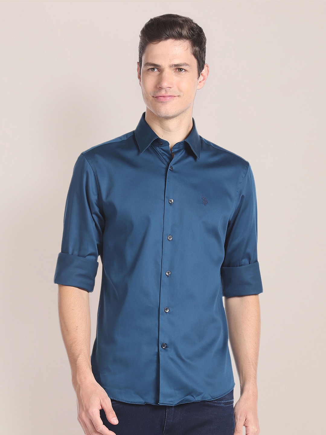 

U.S. Polo Assn. Spread Collar High-Low Hem Opaque Satin Casual Shirt, Blue