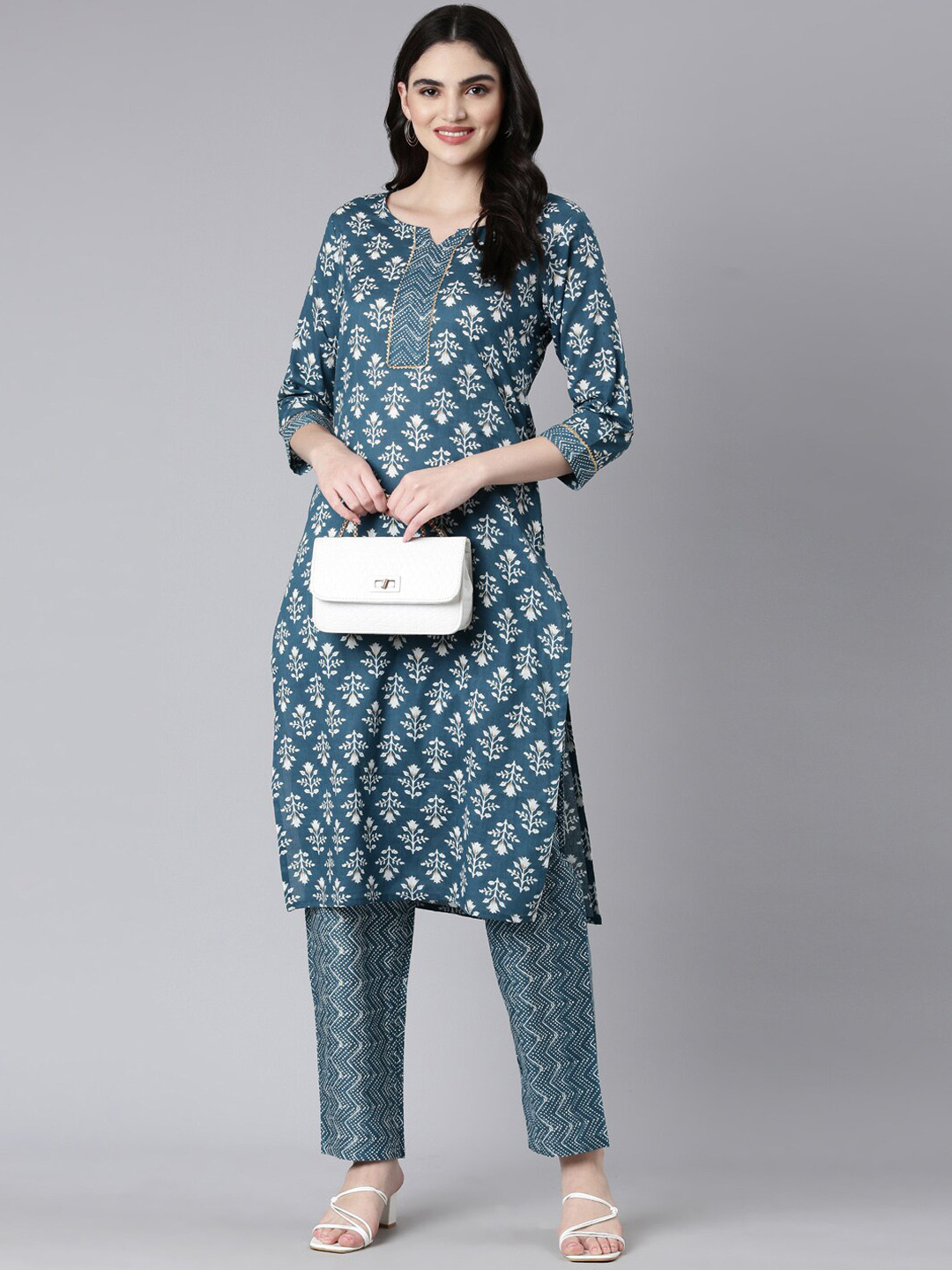 

ERISHA Ethnic Motifs Printed Pure Cotton Kurta with Trousers, Teal