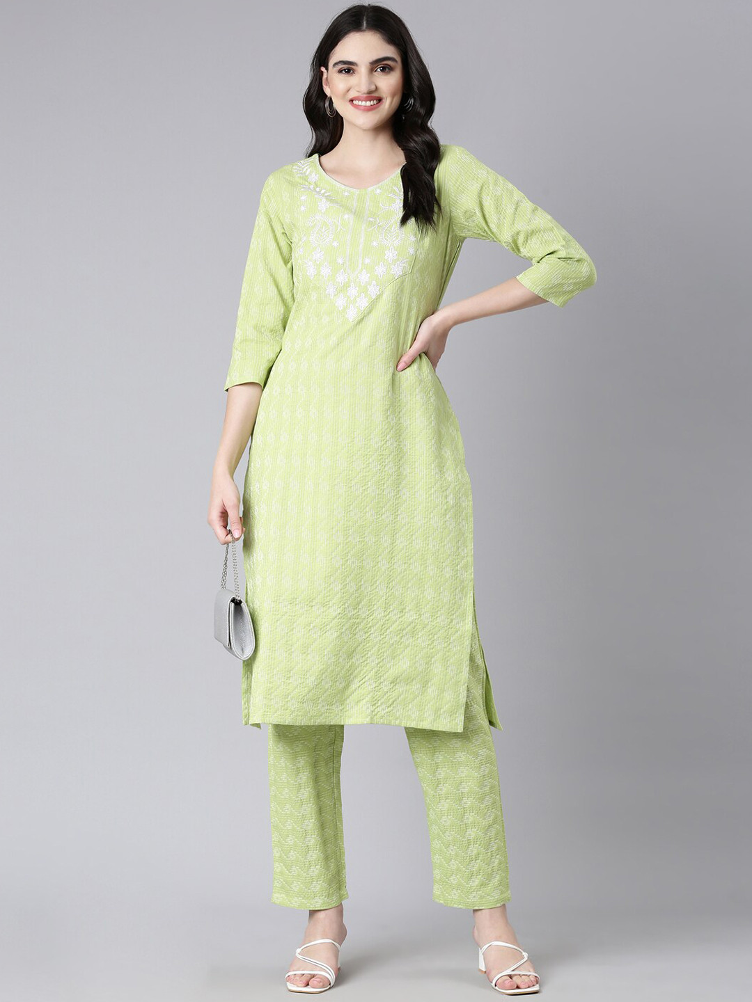 

ERISHA Ethnic Motifs Embroidered Pure Cotton Kurta with Trousers, Green