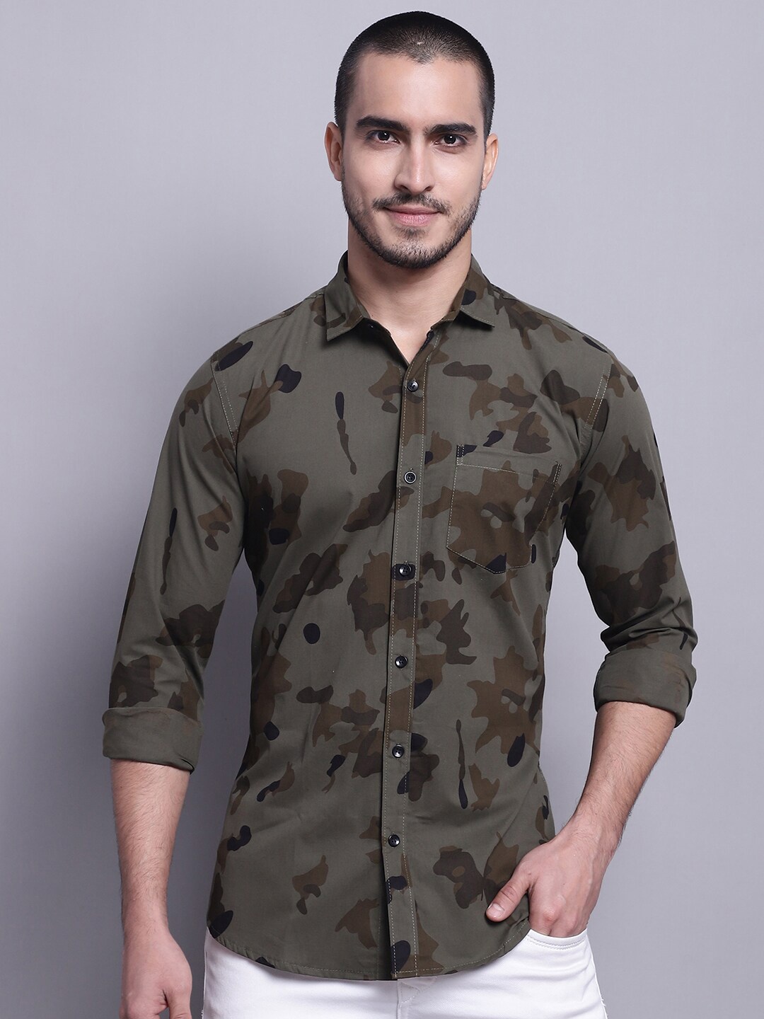 

HANUMNTRA Comfort Camouflage Printed Casual Shirt, Green
