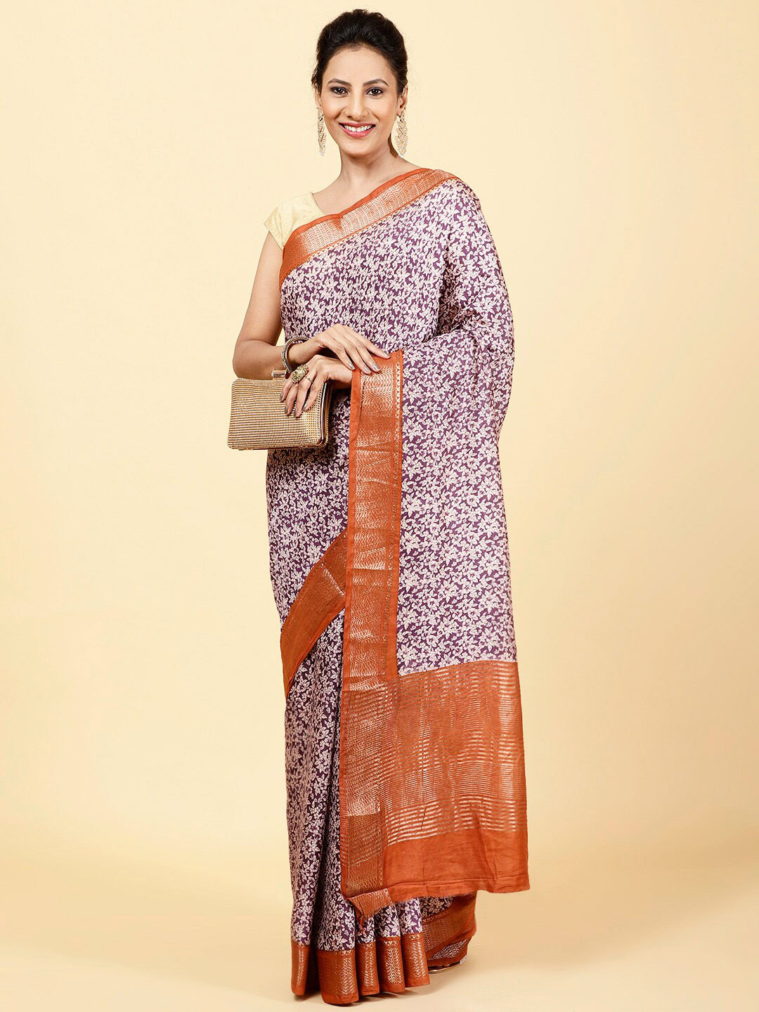 

Meena Bazaar Floral Printed Zari Saree, Purple