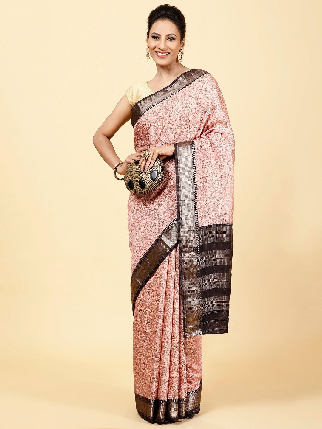 

Meena Bazaar Ethnic Motifs Printed Zari Saree, Red
