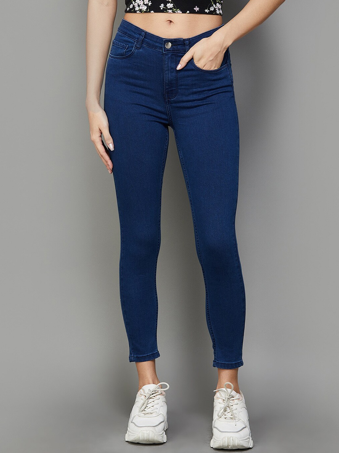 

Ginger by Lifestyle Women Clean Look Mid Rise Cotton Jeans, Navy blue