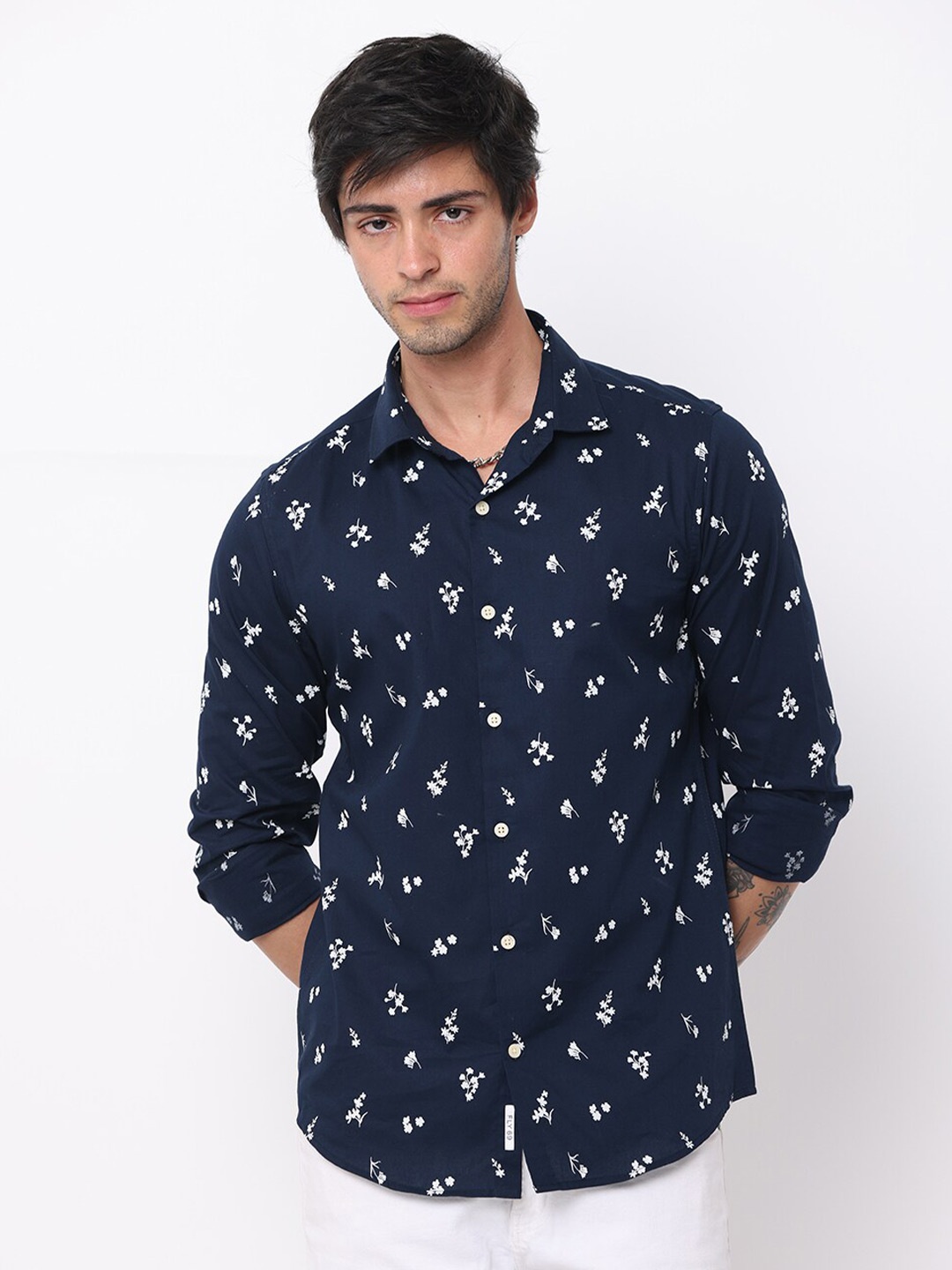 

FLY 69 Premium Slim Fit Floral Printed Pure Cotton Casual Shirt, Navy blue