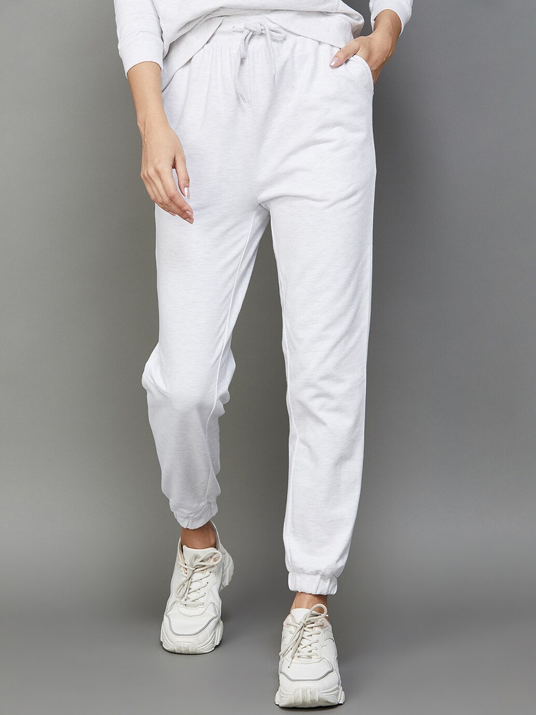 

Fame Forever by Lifestyle Women Mid Rise Joggers, Grey