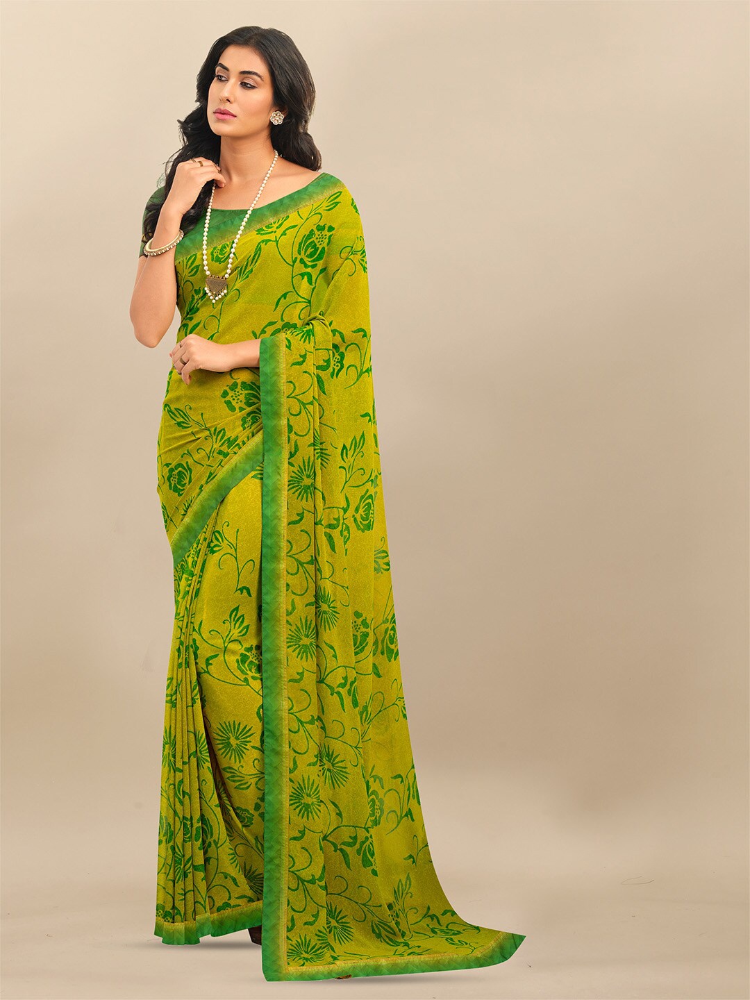 

Atulyam Tex World Floral Printed Saree, Green