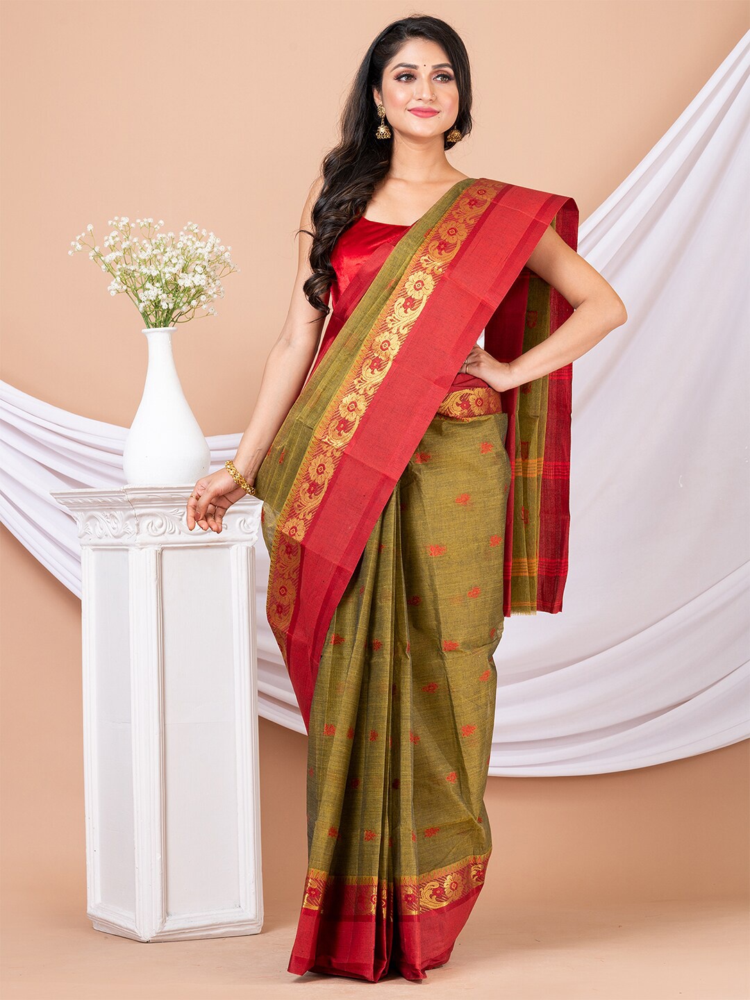 

Laa Calcutta Ethnic Motif Woven Design Zari Pure Cotton Taant Saree, Olive