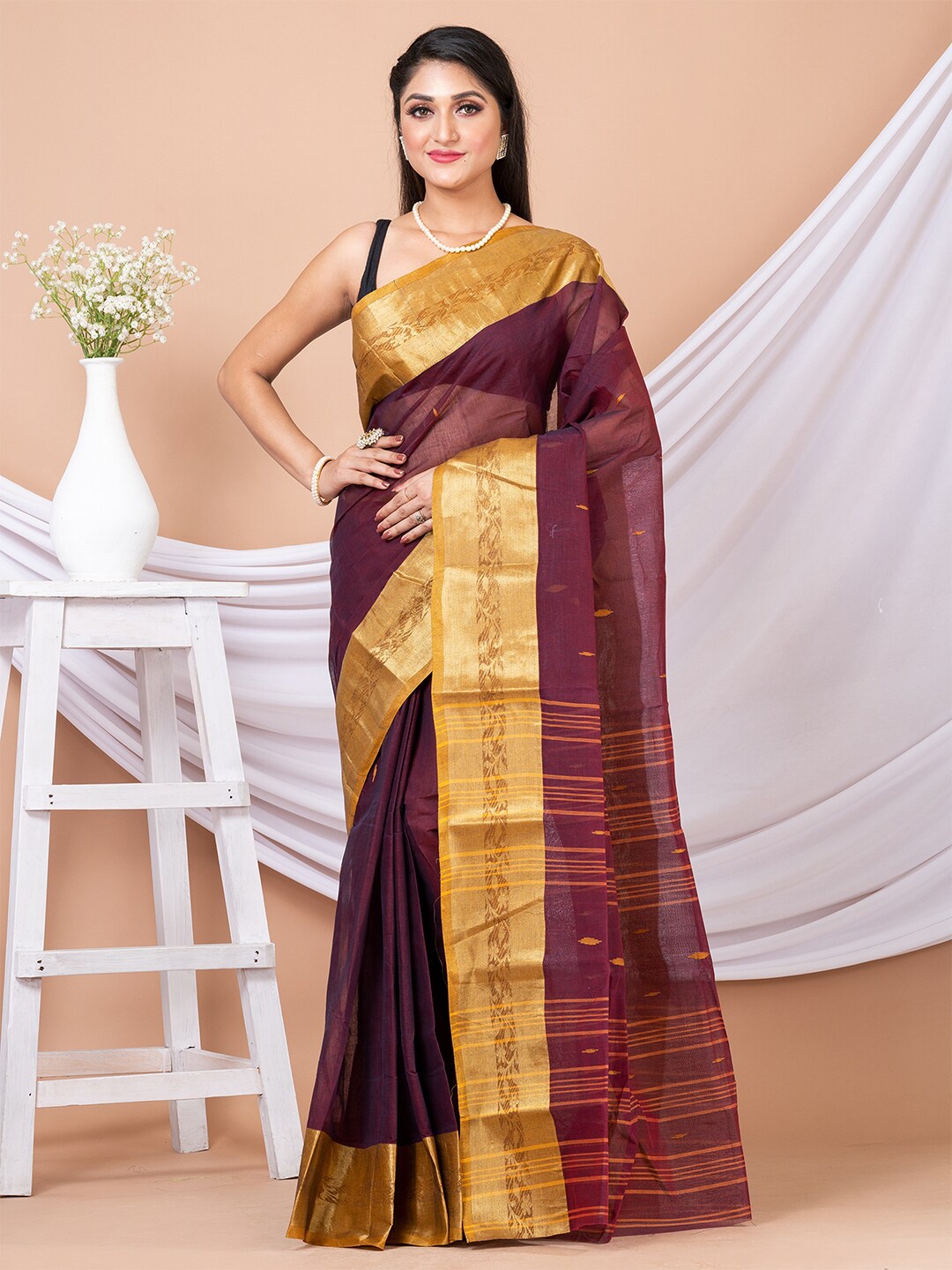 

Laa Calcutta Ethnic Motifs Woven Design Zari Pure Cotton Taant Saree, Maroon