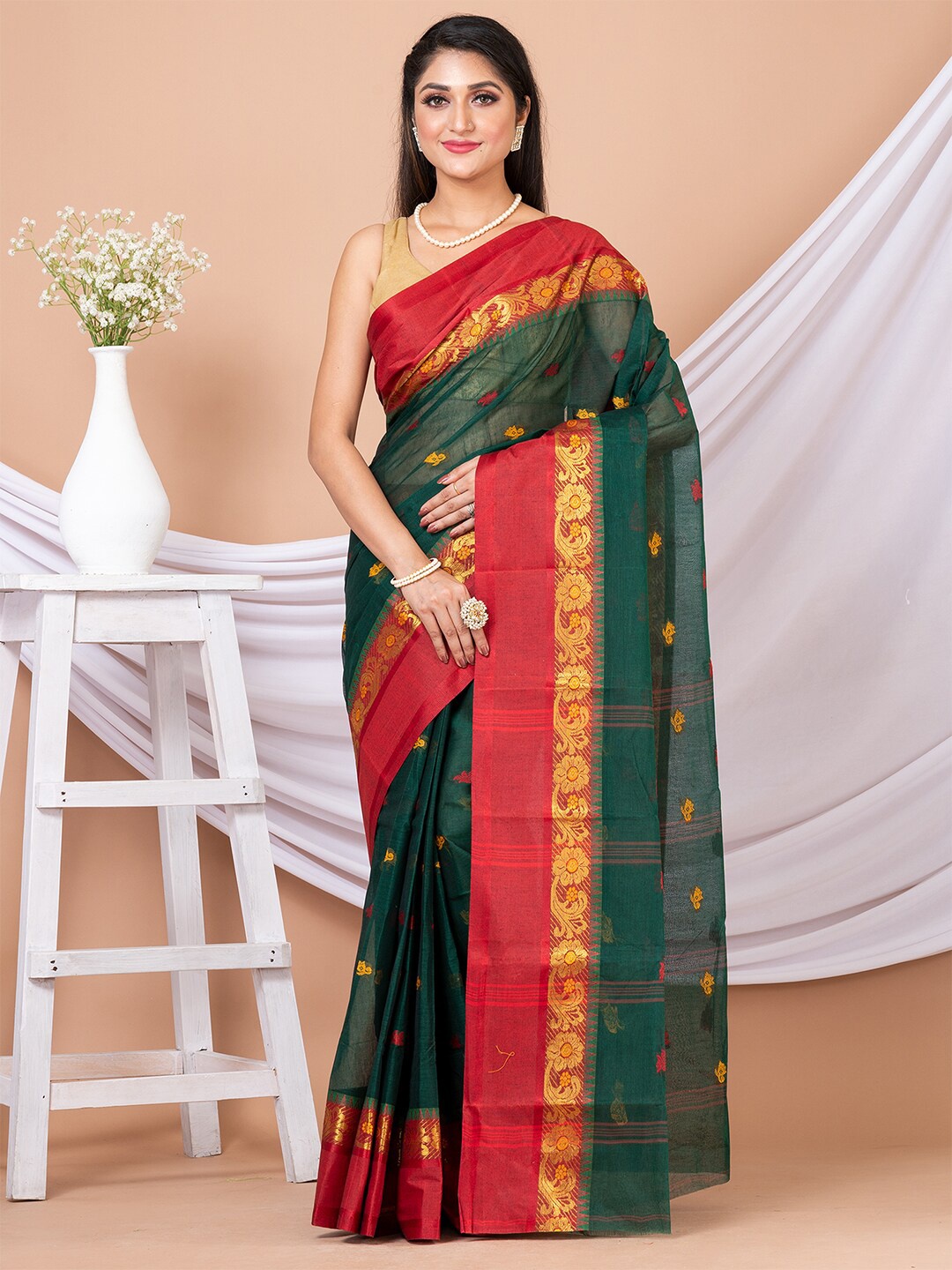 Laa Calcutta Ethnic Motif Woven Design Zari Pure Cotton Taant Saree, Green