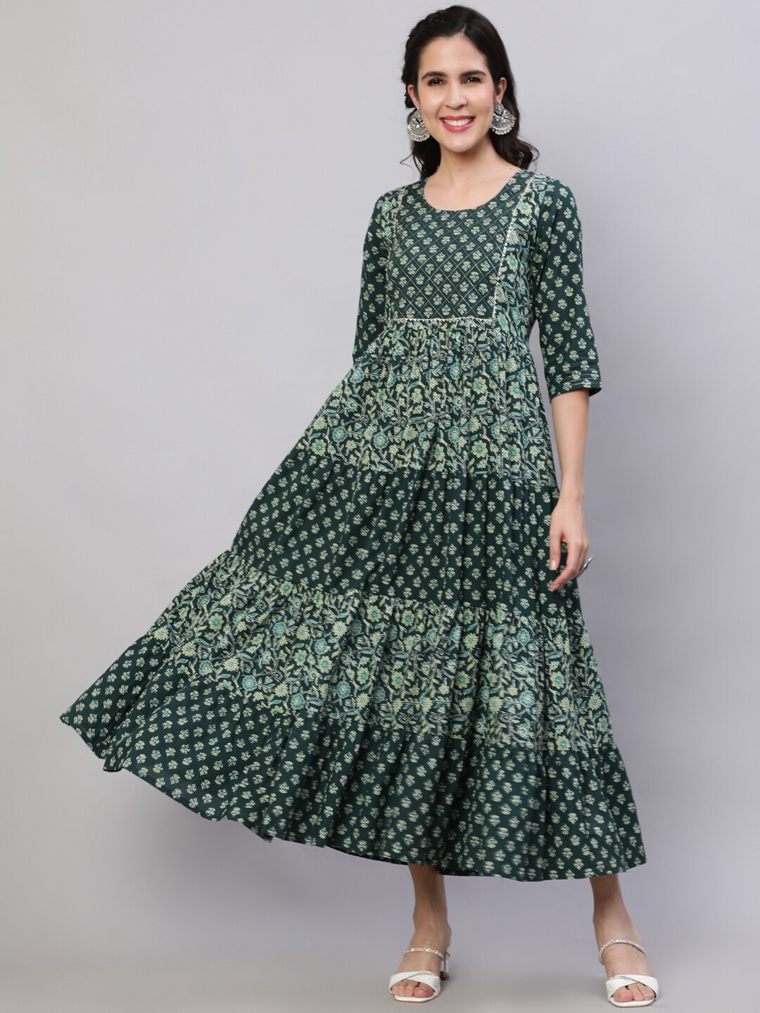 

Nayo Ethnic Motifs Printed Pleated Tiered Flounce Hem Cotton Fit & Flare Midi Dress, Green