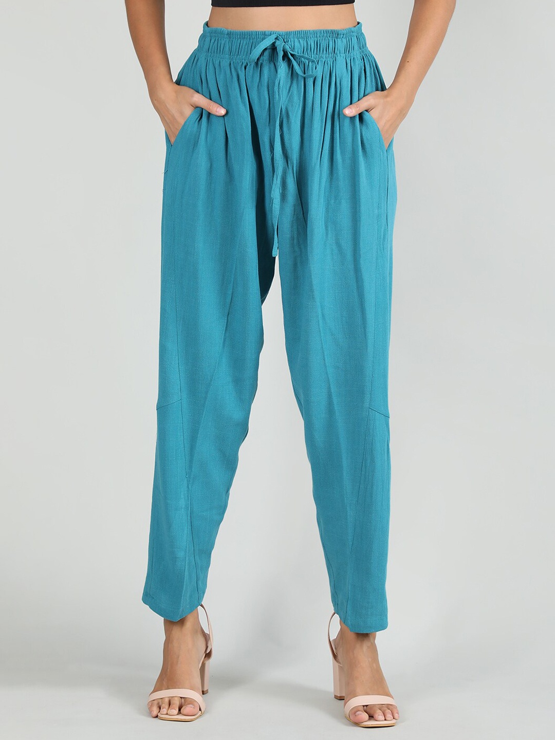 

CHKOKKO Women Mid-Rise Easy Wash Linen Peg Trousers, Blue