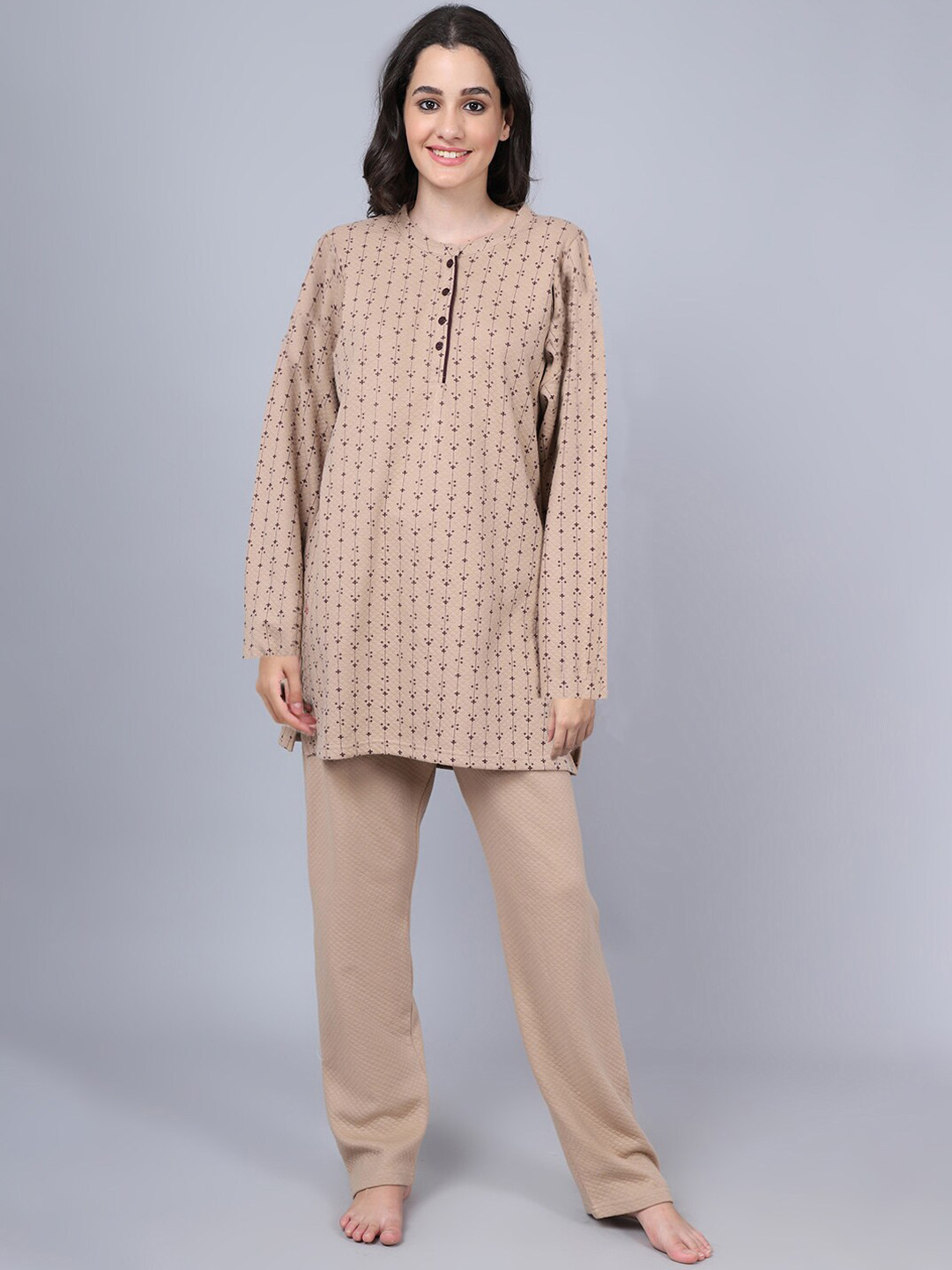 

Aerowarm Printed Kurti And Pyjamas Night Suit, Beige