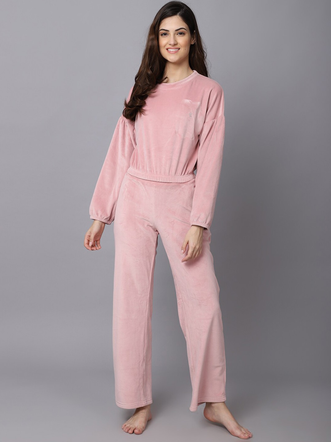 

Aerowarm Long Sleeves Velvet Top And Pyjamas Night Suit, Pink