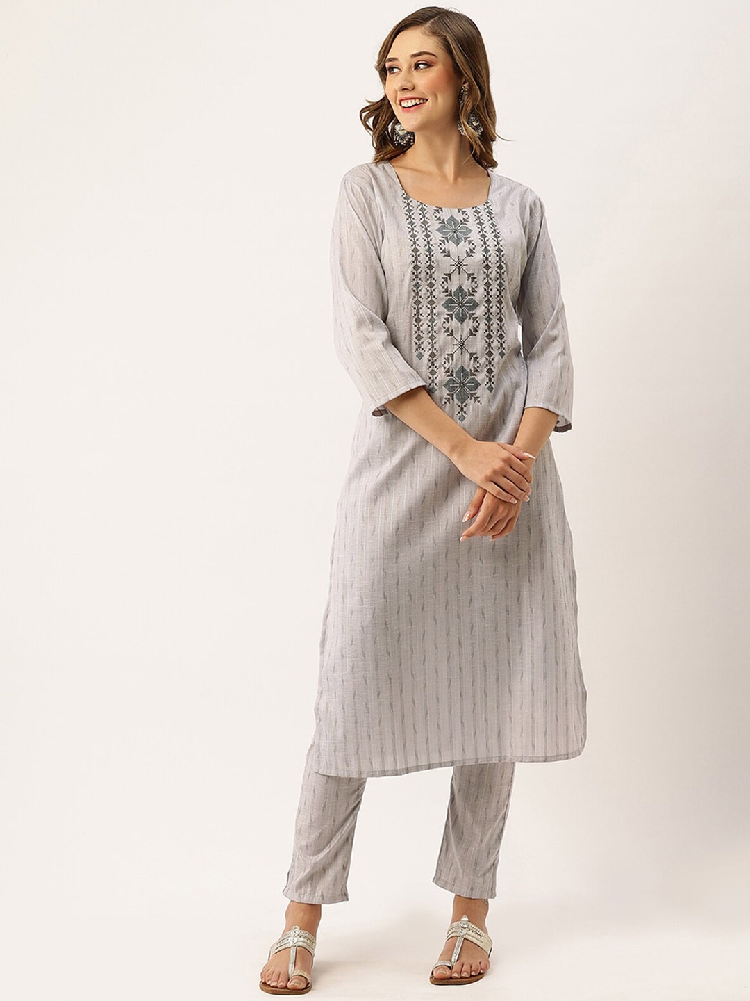 

ODETTE Ethnic Motifs Embroidered Kurta with Trousers, Grey