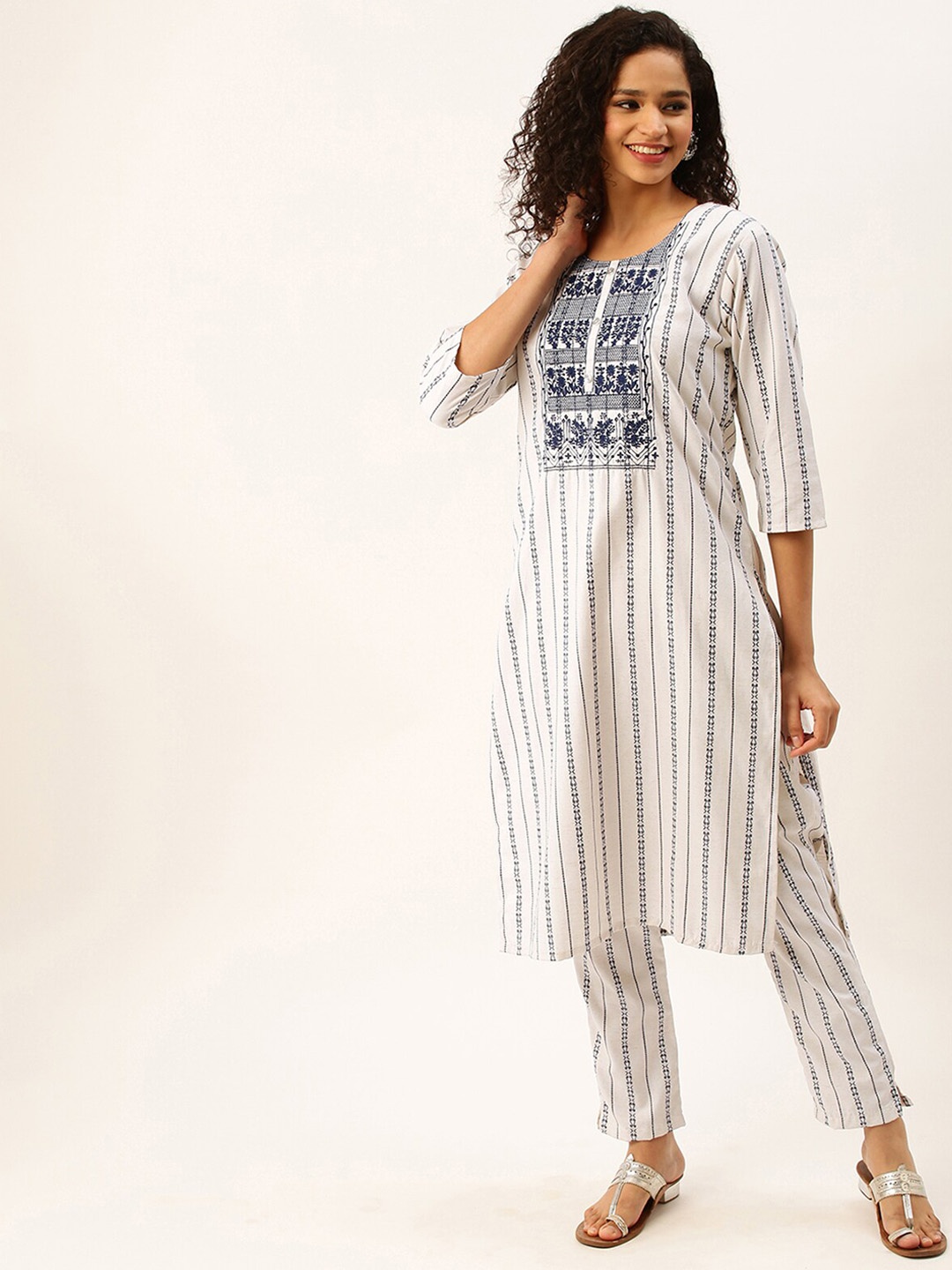 

ODETTE Ethnic Motifs Printed Thread Work Regular Kurta with Trousers, White