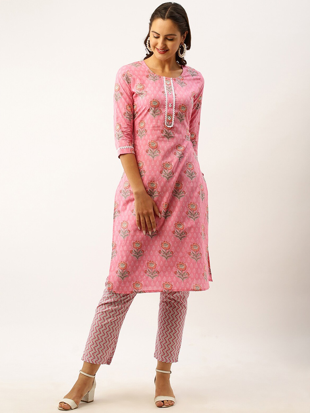 

ODETTE Ethnic Motifs Printed Kurta With Trousers, Pink