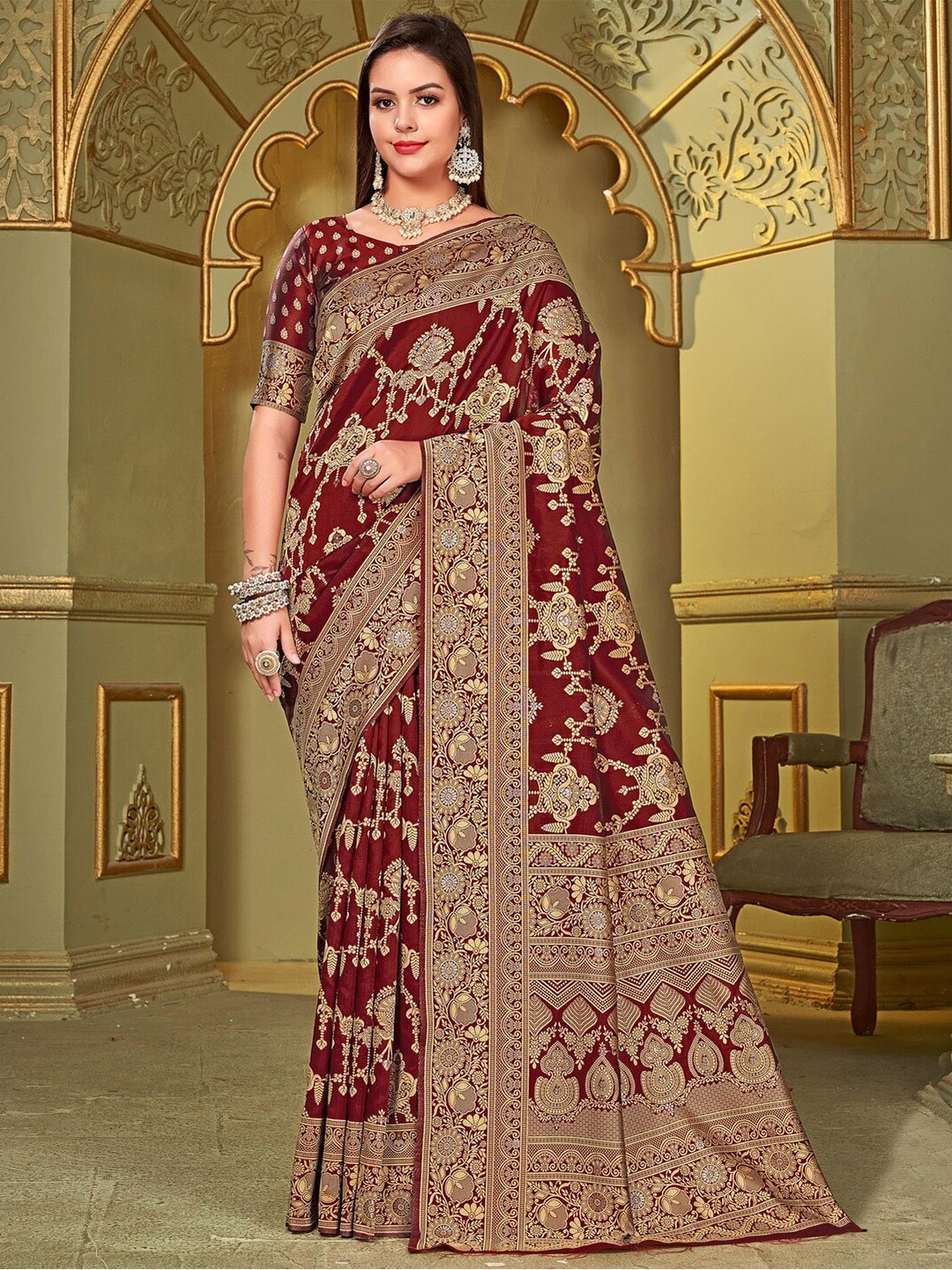 

SARIYA Ethnic Motifs Woven Design Zari Banarasi Saree, Maroon