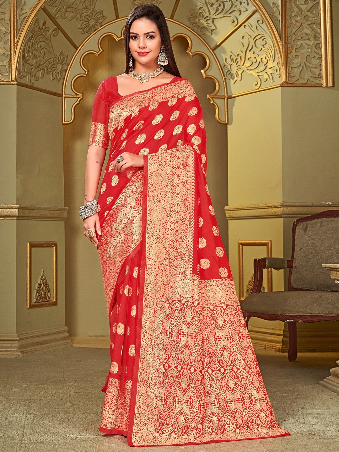 

SARIYA Ethnic Motif Woven Design Zari Banarasi Saree, Red