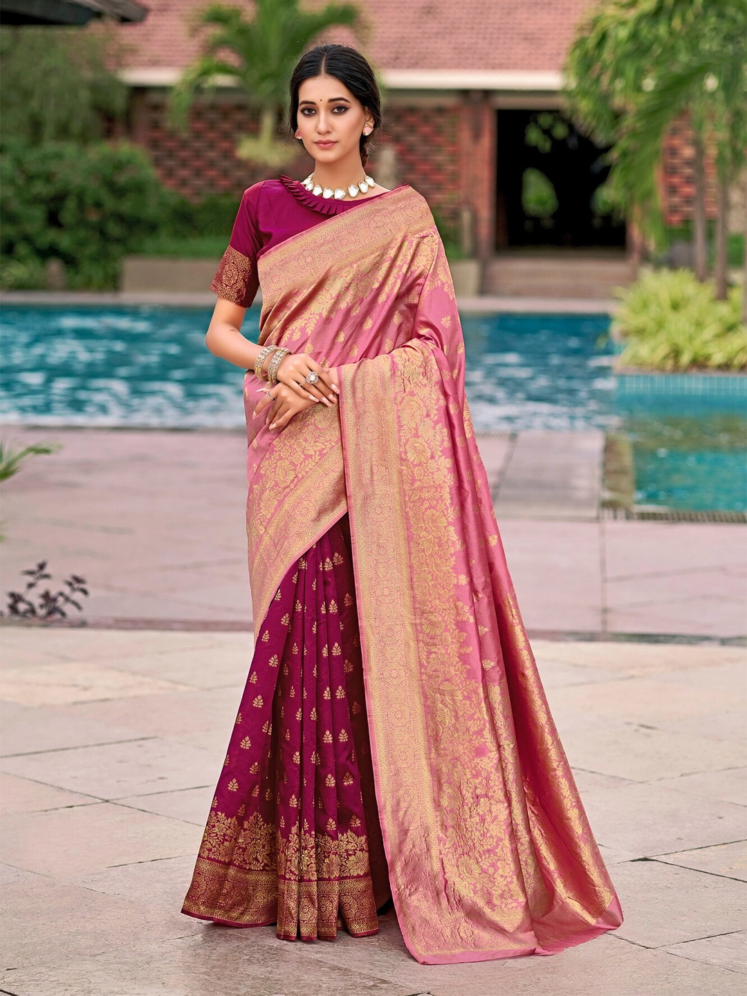 

SARIYA Woven Design Zari Banarasi Saree, Pink
