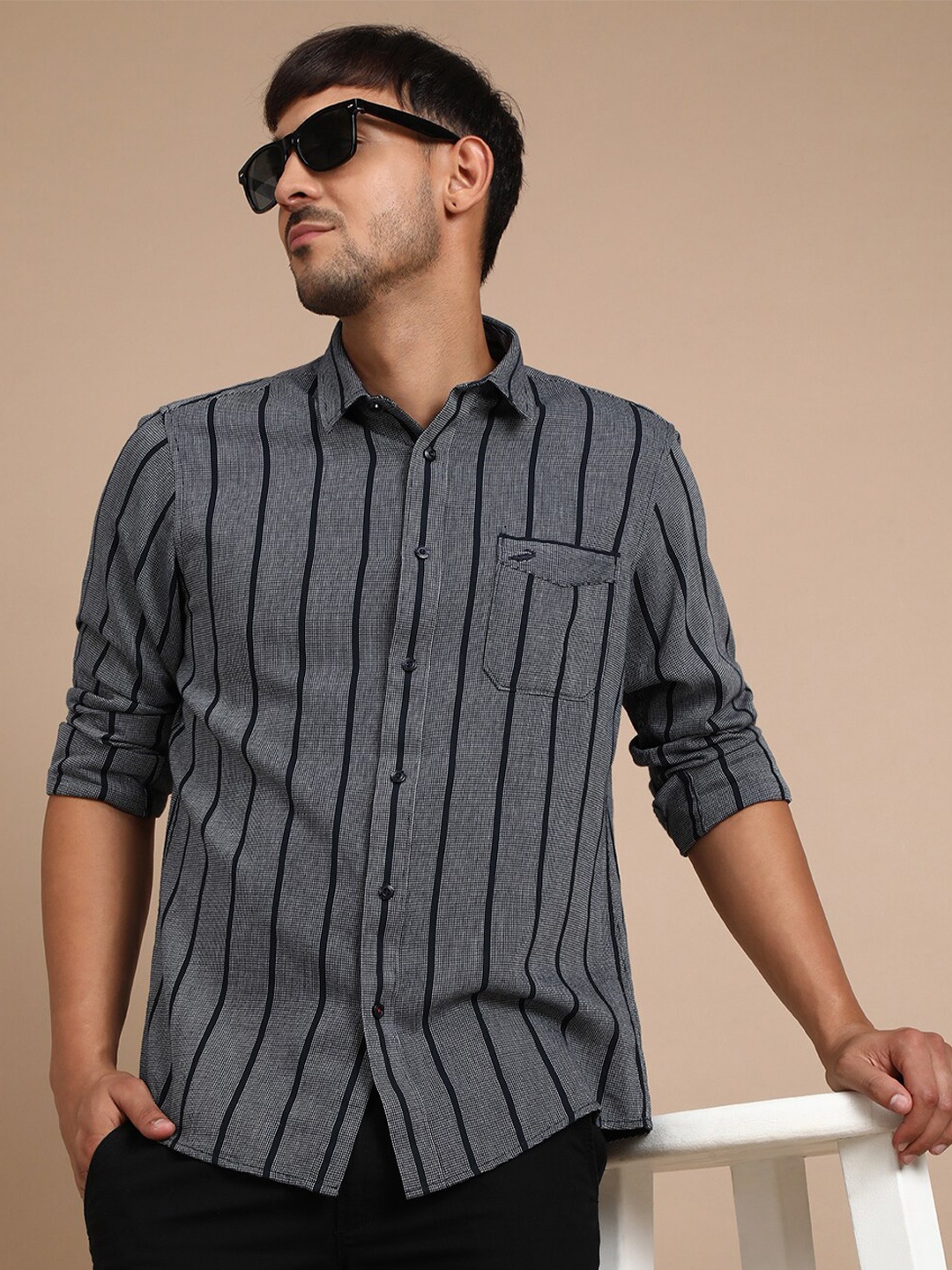 

Crocodile Comfort Self Design Cotton Casual Shirt, Grey