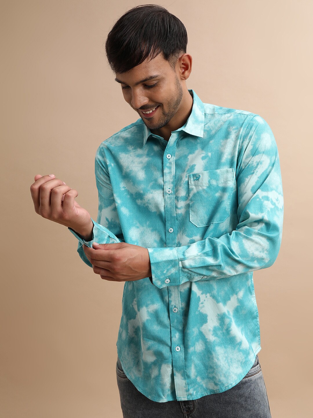 

Crocodile Tie & Dye Printed Comfort Opaque Regular Fit Cotton Casual Shirt, Turquoise blue