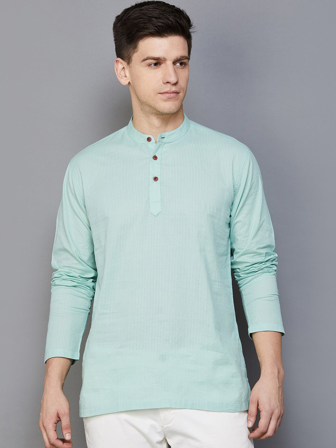 

Melange by Lifestyle Mandarin collar Woven Design Cotton Kurta, Green