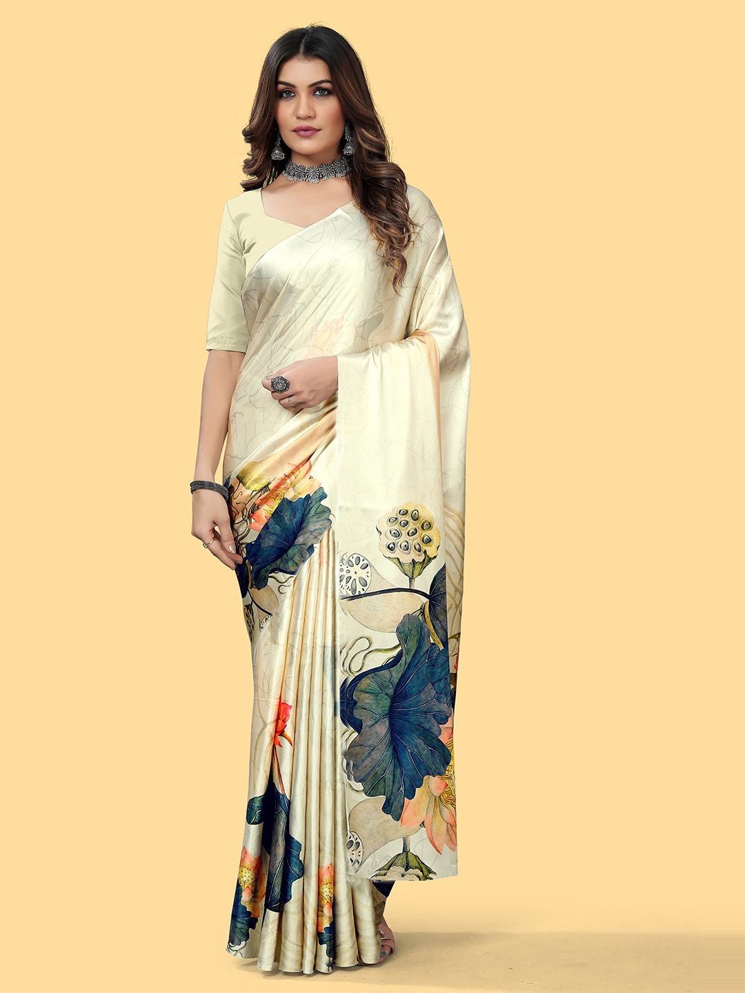 

VEECHIS Floral Printed Satin Saree, Cream